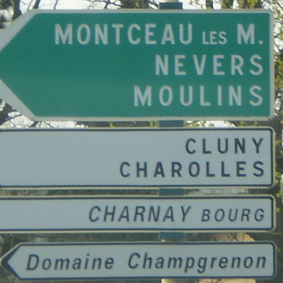 Local road signs to major and minor towns